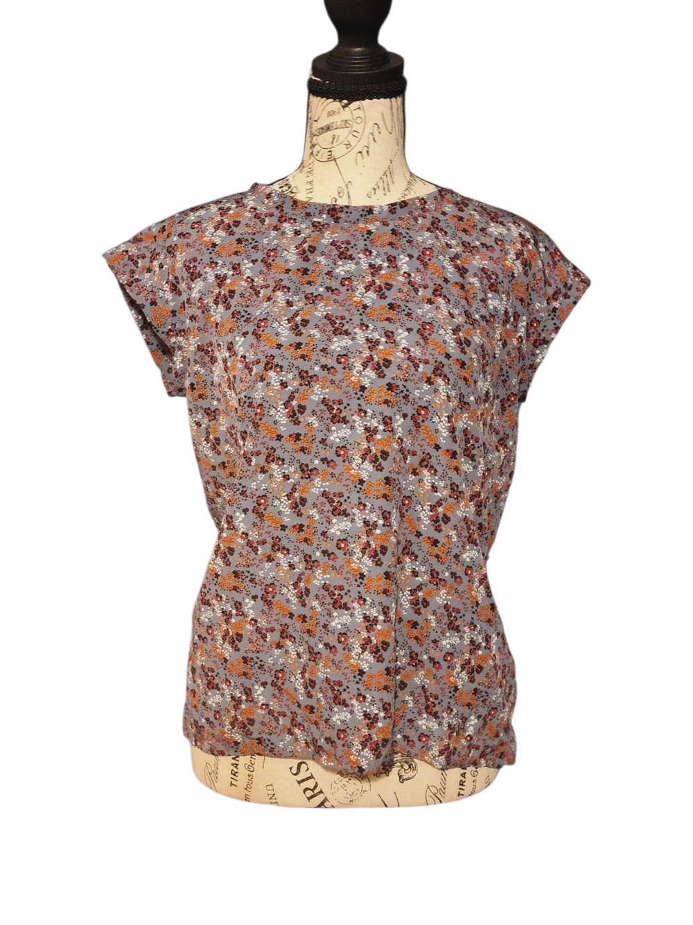 Abercrombie & Fitch Essentials Floral Split Back Shell Top, Small